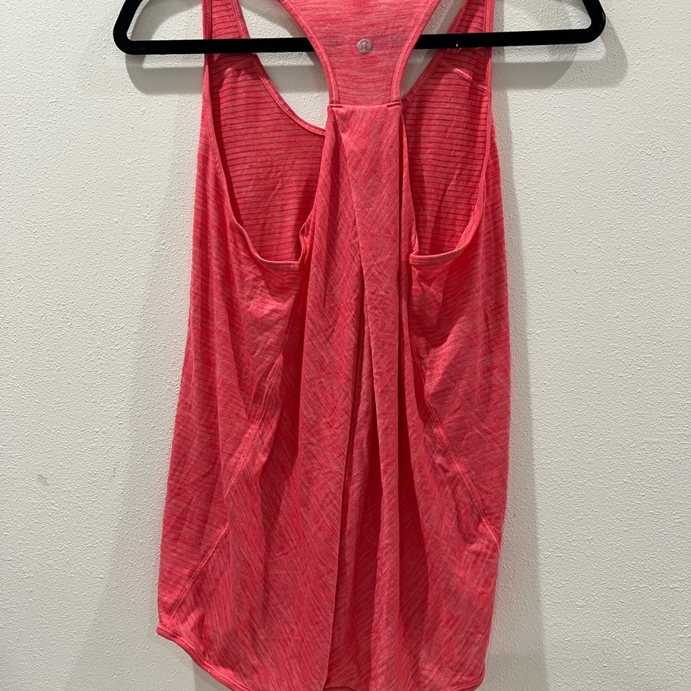 Lululemon flowy tank